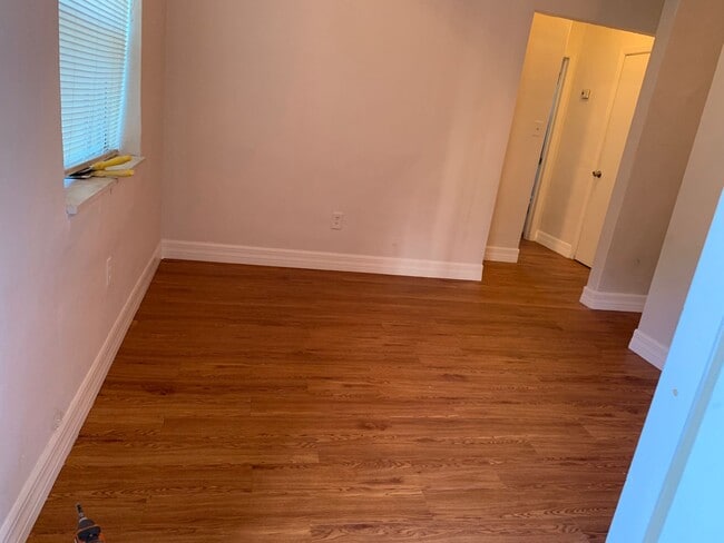 Building Photo - 2247 Simms St