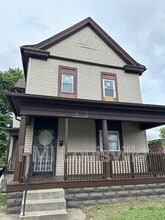 Building Photo - 1310 Olive St