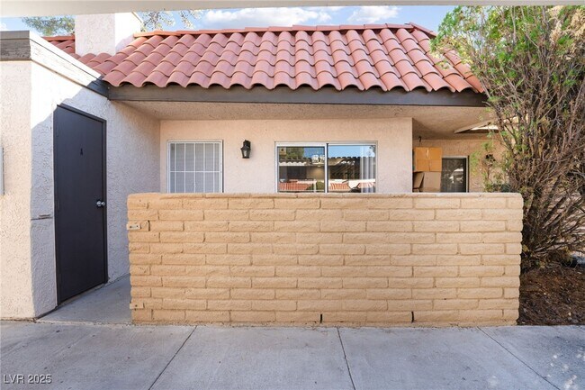 Foto del edificio - 2732 Eldora Cir