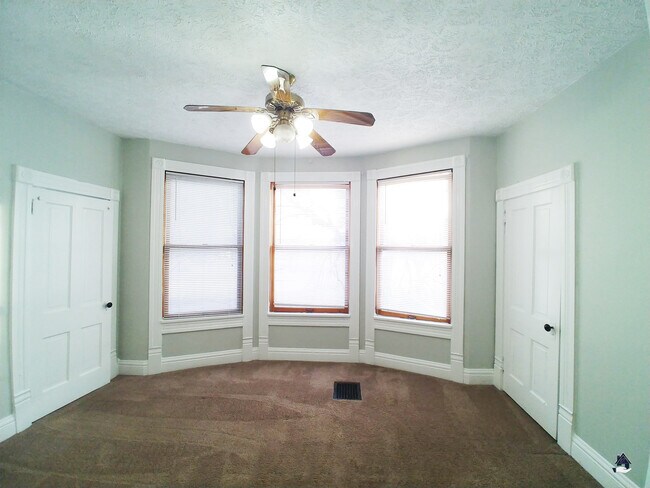 Foto del edificio - 638 N 8th St