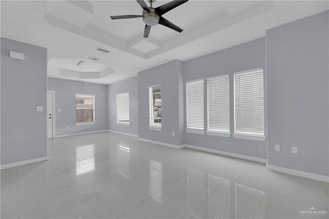 Foto del edificio - 2706 Larkspur Ave