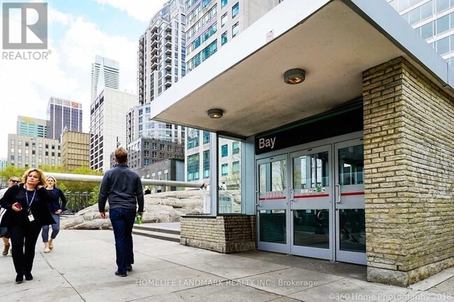 Building Photo - 155 Yorkville Ave