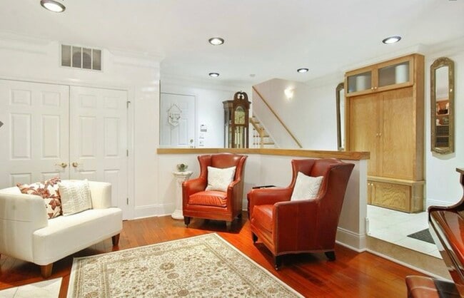 Foto del edificio - 1413 S Prairie Ave