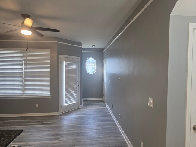 Foto del edificio - 1752 Pryor Rd SW