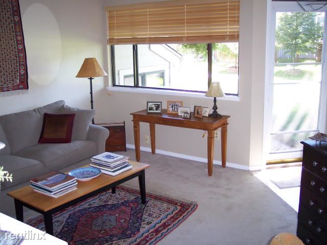 Foto del edificio - 5540 Stonewall Pl