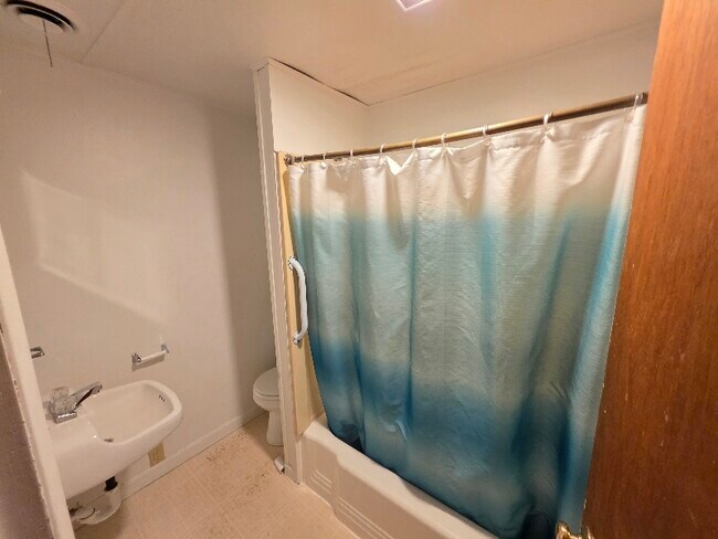 Foto del edificio - 6137 Memorial Dr