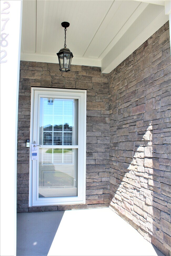 Entrance - 2782 Masonboro Ferry Dr