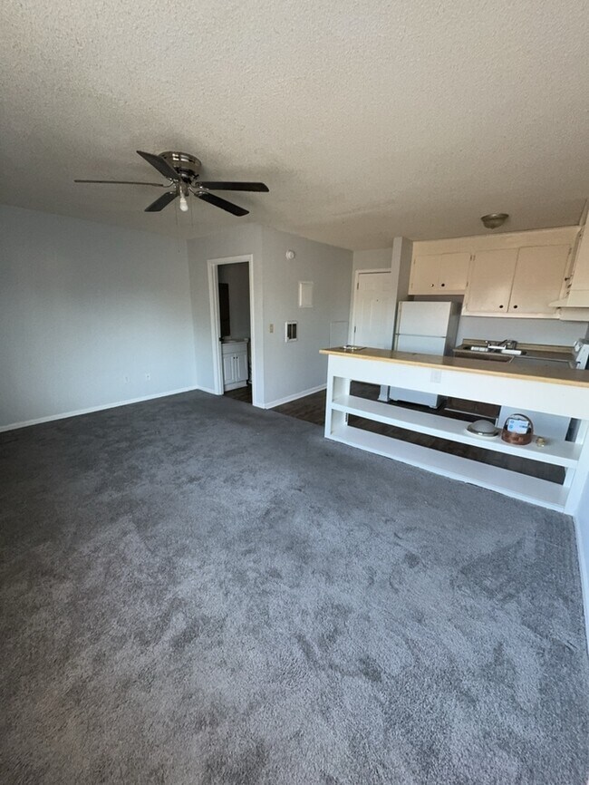 Foto del edificio - Studio Apartment