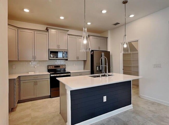 Foto del edificio - 9735 Petition Wy