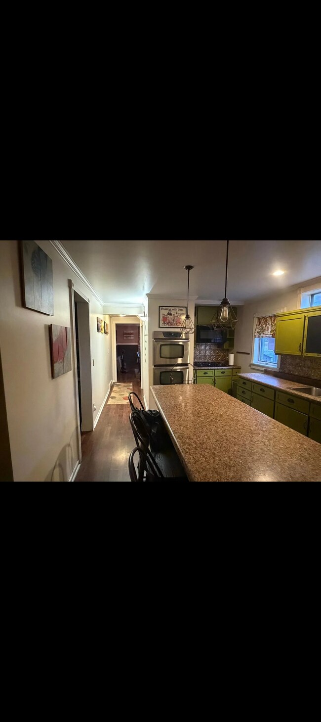 Foto del edificio - 28 N 7th Ave