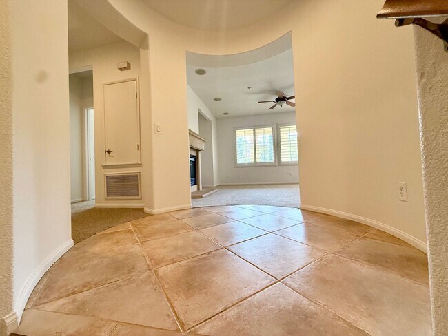 Foto del edificio - 2810 Piantino Cir
