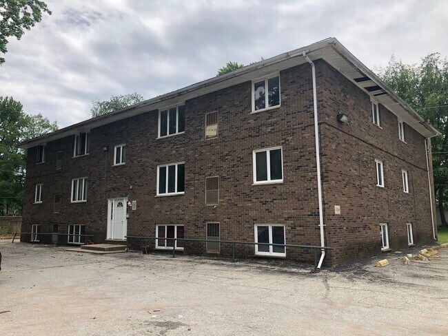 1224 Building - 1222 W Monroe St
