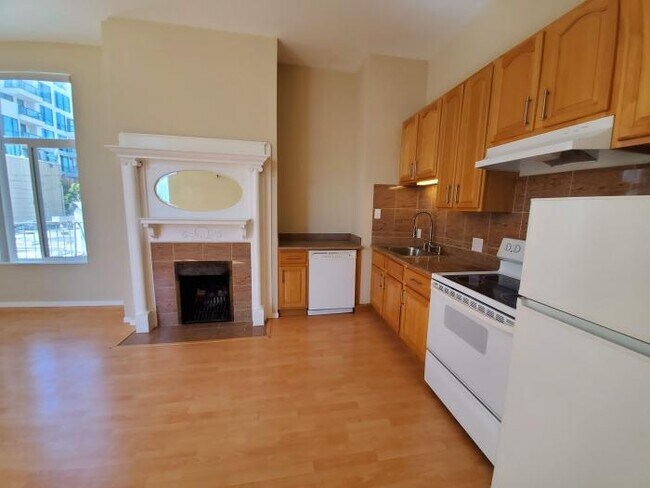 Building Photo - 1 bedroom in San Francisco CA 94109