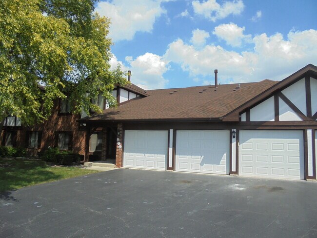Foto del edificio - 966 Cumberland Ct
