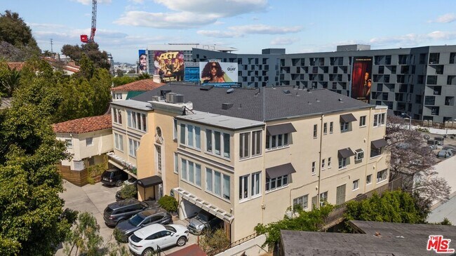 Foto del edificio - 1326 Londonderry View Dr