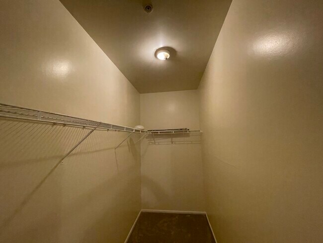 Building Photo - 324 Coppola Dr