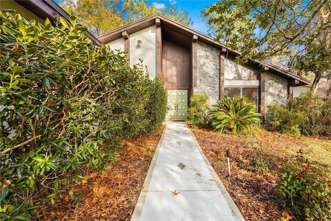 Building Photo - 16 Boxelder Ct