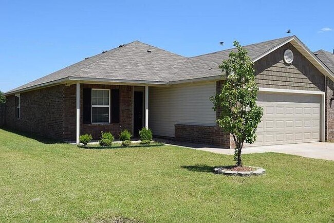 Photo - 2412 Canyon Creek Dr House