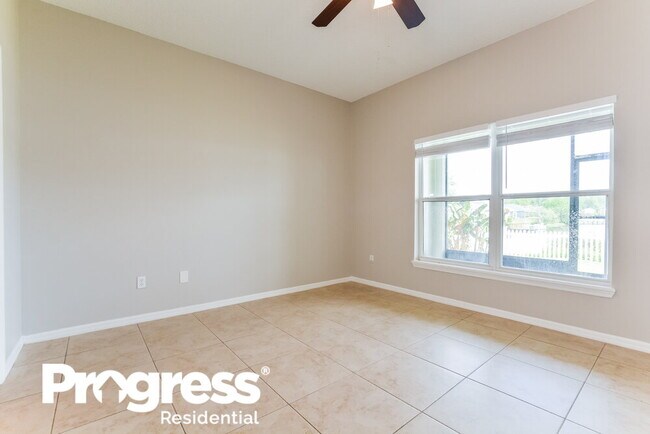 Building Photo - 4308 Waterside Pointe Cir