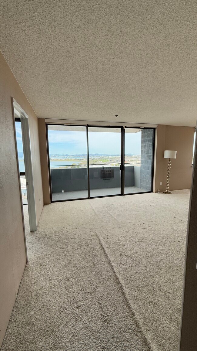 Foto del edificio - 555 Pierce St