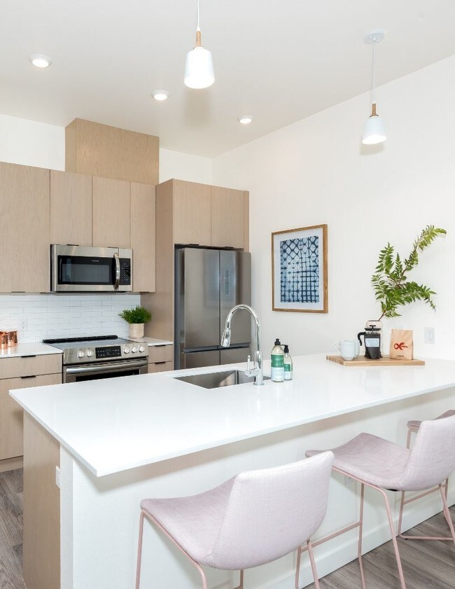 Meetinghouse Apartments Portland, OR