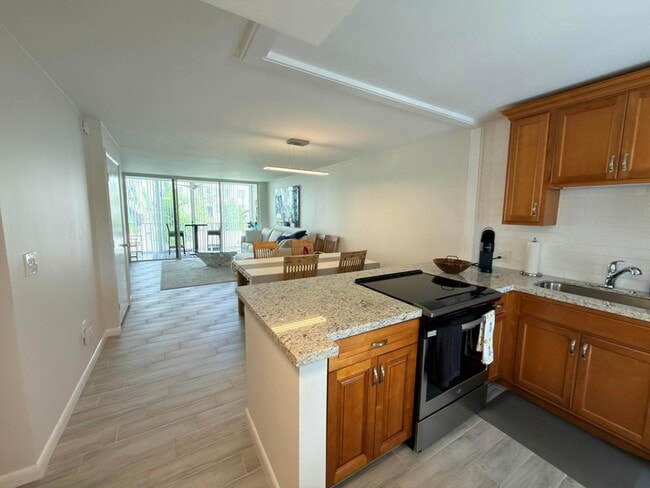 Building Photo - 4242 Deste Ct