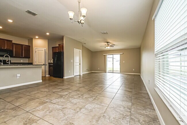 Foto del edificio - 7204 Ozello Trail Ave