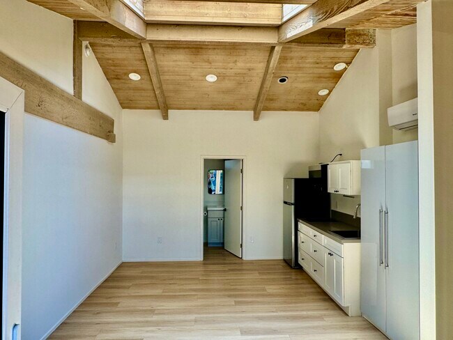 Foto del edificio - 11122 Hartsook St