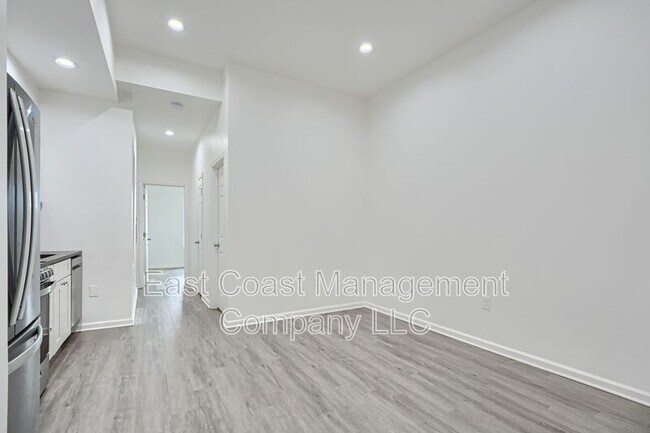 Foto del edificio - 131 E North Ave