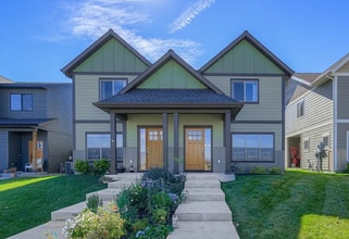 Building Photo - 3657 Laduke St