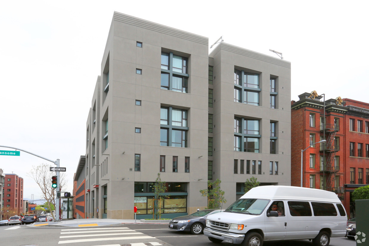 Building Photo - Broadway Sansome Apartments