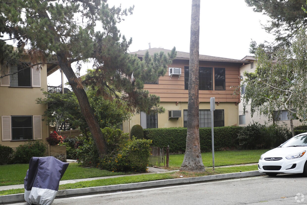 Foto del edificio - 1120 San Rafael Ave