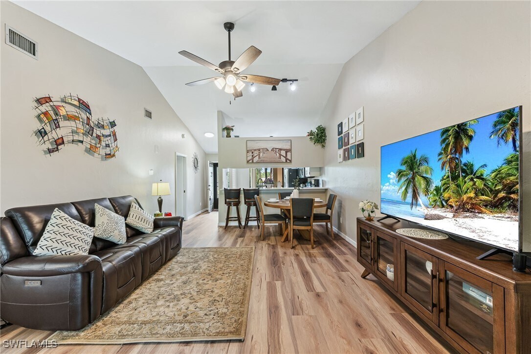 Foto principal - 5857 Rattlesnake Hammock Rd