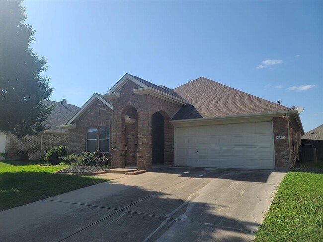 Building Photo - 624 Creek Point Dr