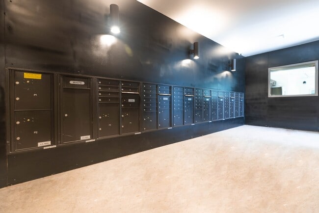 Building Photo - Cambrian