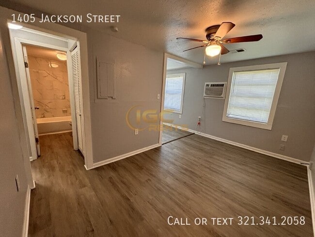Foto del edificio - 1405 Jackson St