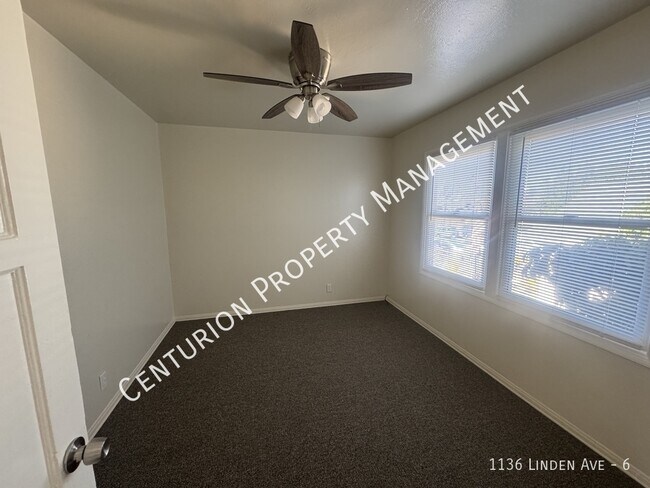 Foto del edificio - 1136 Linden Ave