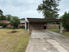 Building Photo - 6502 Leedale St