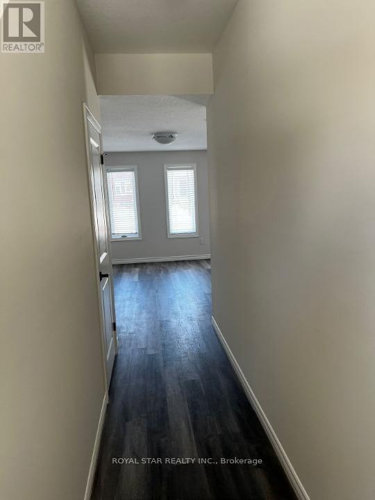 Building Photo - 2529 Meadowlands Way