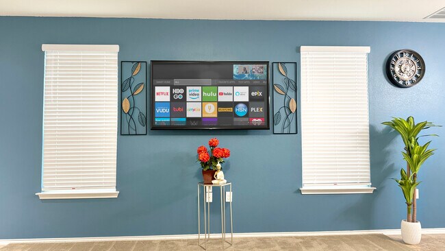 Building Photo - 11009 Helms Deep Dr