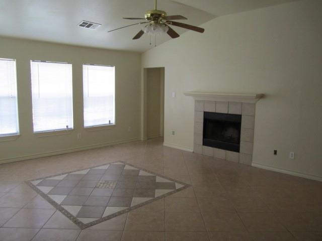 Building Photo - 2035 Echo Lake Dr