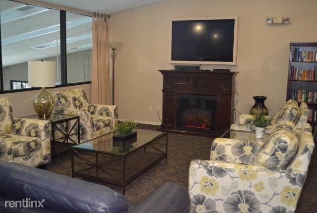 Foto del edificio - 9350 Collegeview Rd