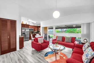 Building Photo - 909 NW 135th Ct