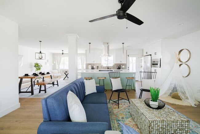 Foto del edificio - 7025 E Belleview St