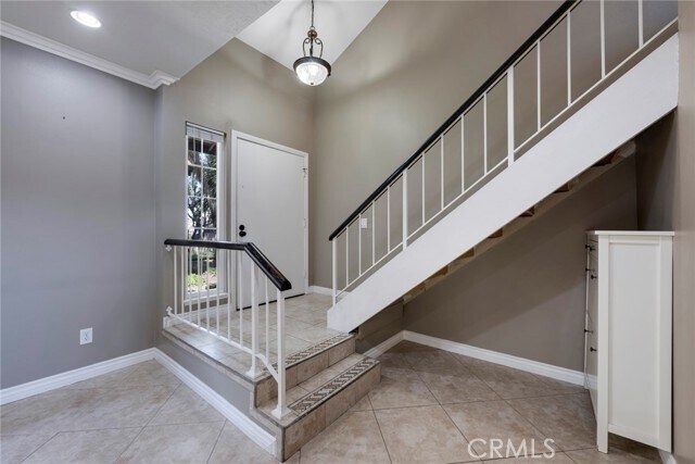Foto del edificio - 343 E Chapman Ave