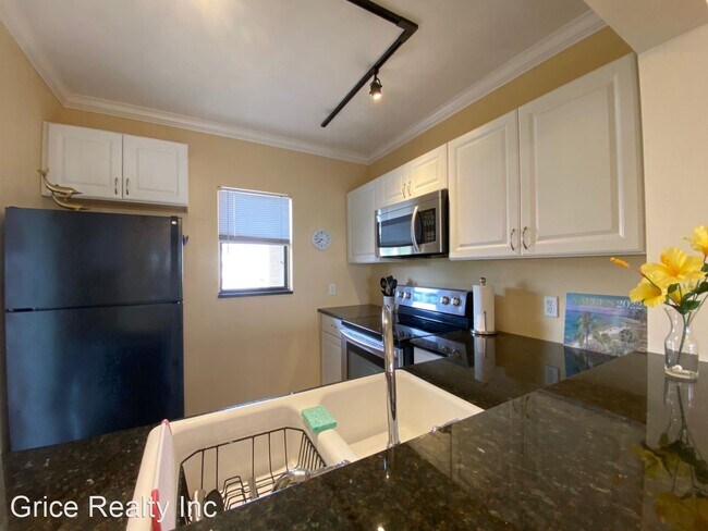 Building Photo - 1 br, 1 bath House - 807 River Point Dr.  ...