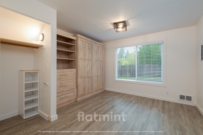 Building Photo - 20005 25th Ave NE