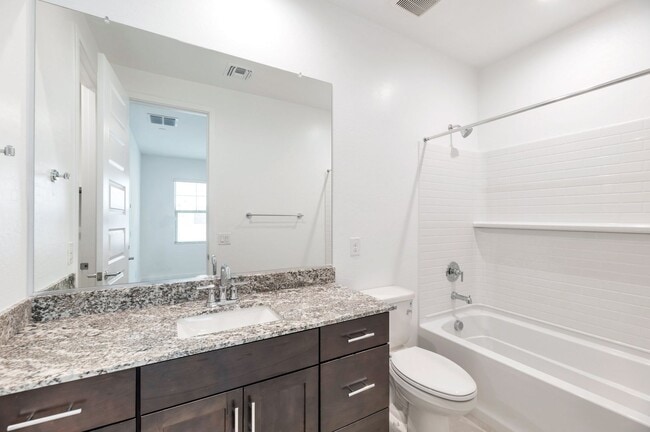 Building Photo - Brand New luxurious Model Home with 2 Master Suites in Warner Meadow