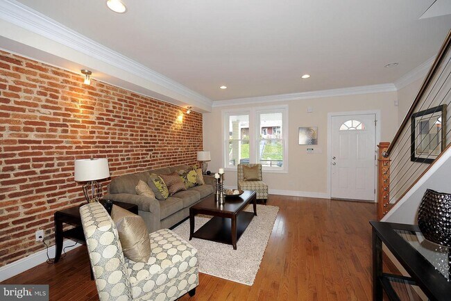 Foto del edificio - 3112 Sherman Ave NW