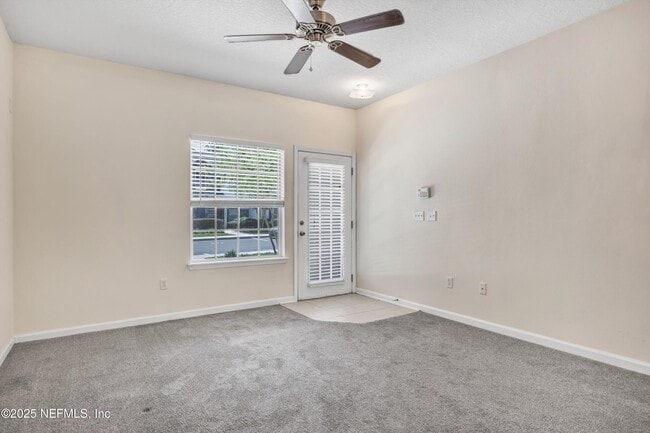 Building Photo - 575 Oakleaf Plantation Pkwy